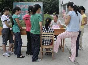 我院開展心理健康現(xiàn)場咨詢服務活動，為師生健康護航